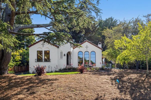 Backyard, Exterior, Facade, Spanish Mediterranean