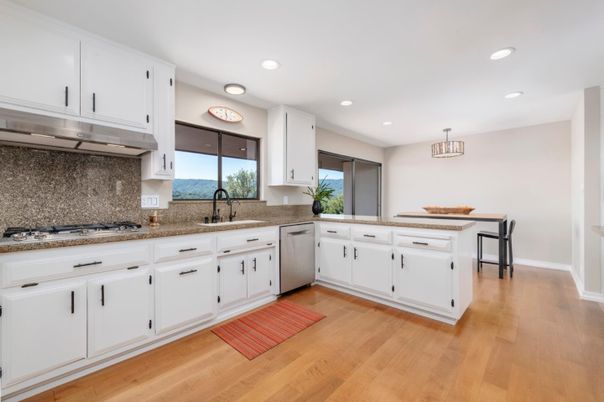 Interior, Kitchen, Recessed Lighting, Wood Texture Flooring