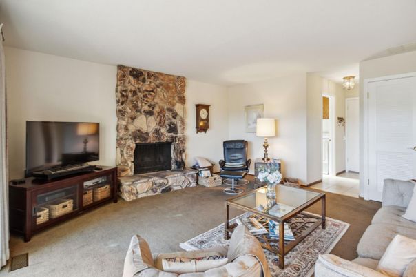 Fireplace, Interior, Living room