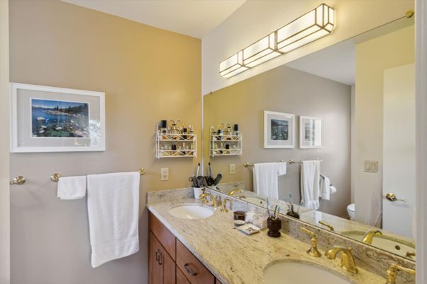 Bathroom, Dual Sink Vanities, Interior