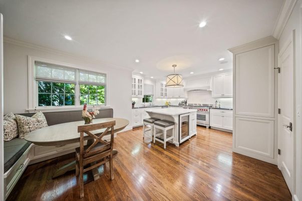Dining room, Interior, Kitchen, Pendant Lights, Recessed Lighting, Wood Texture Flooring