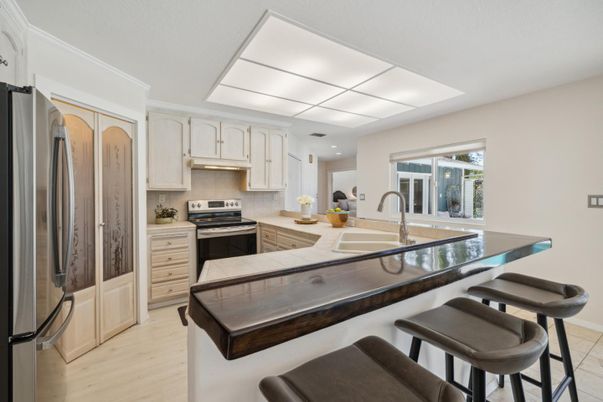 Interior, Kitchen, Stainless Steel Appliances, Wood Texture Flooring