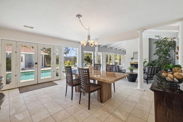 Chandelier, Dining room, Fireplace, Interior