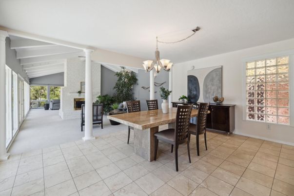 Chandelier, Dining room, Fireplace, Interior
