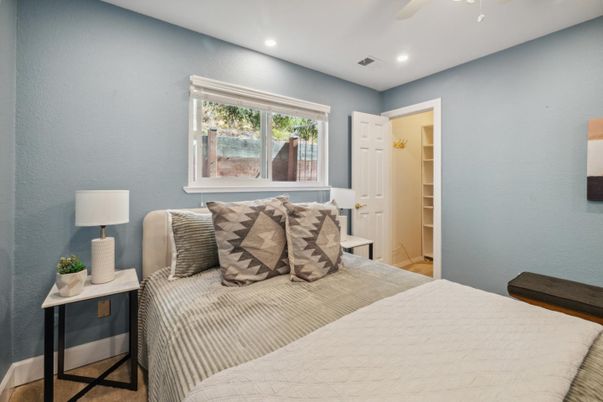 Bedroom, Interior, Recessed Lighting