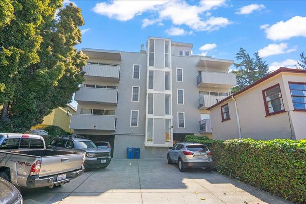 Exterior, Facade, Condo Building