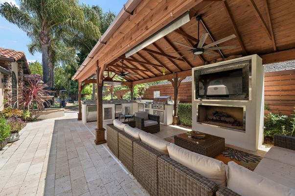 Exterior, Fireplace