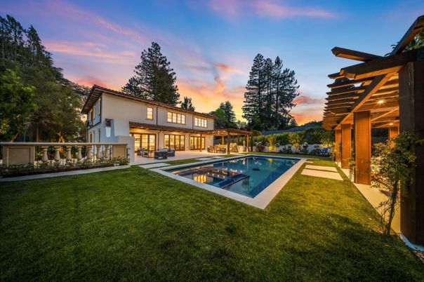 Backyard, Exterior, Pool