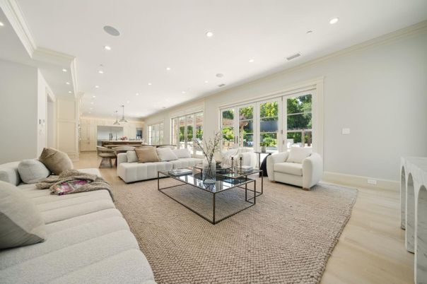 Interior, Living room, Pendant Lights, Recessed Lighting, Wood Texture Flooring