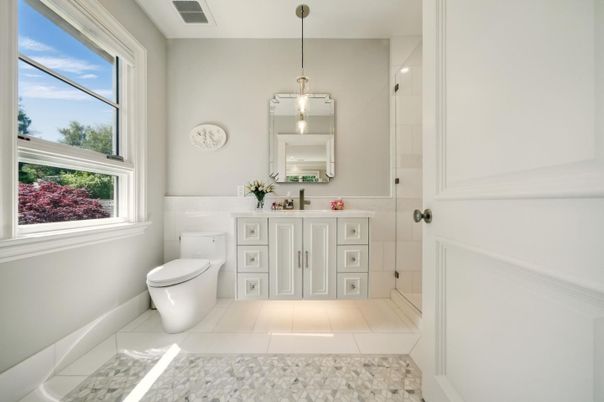 Bathroom, Interior, Pendant Lights