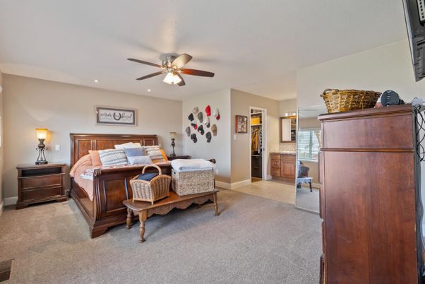 Bedroom, Interior, Recessed Lighting