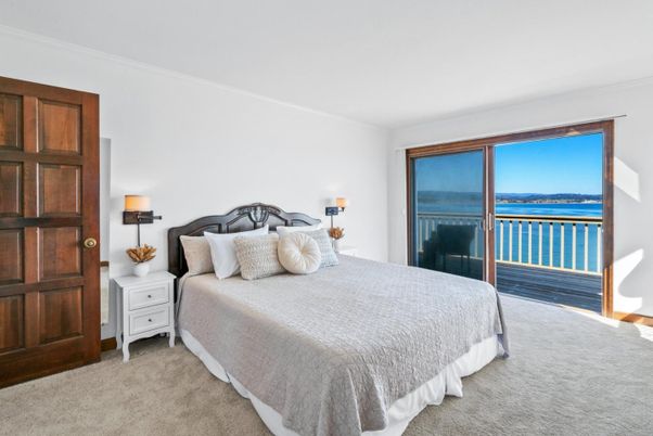 Bedroom, Interior, Water