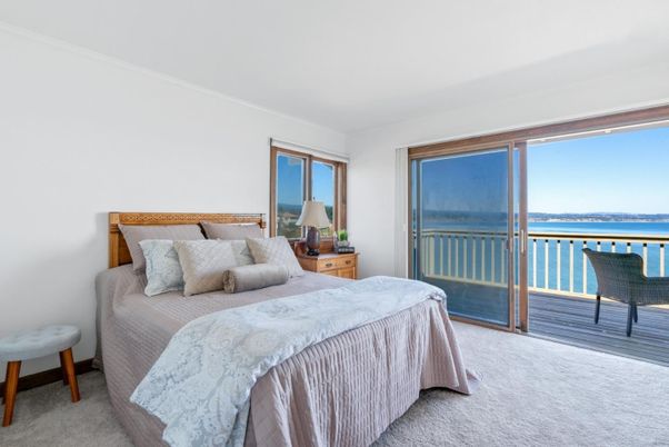 Bedroom, Interior, Water