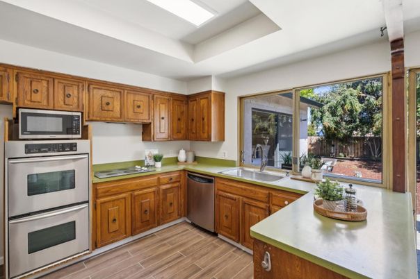 Interior, Kitchen, Stainless Steel Appliances, Wood Texture Flooring