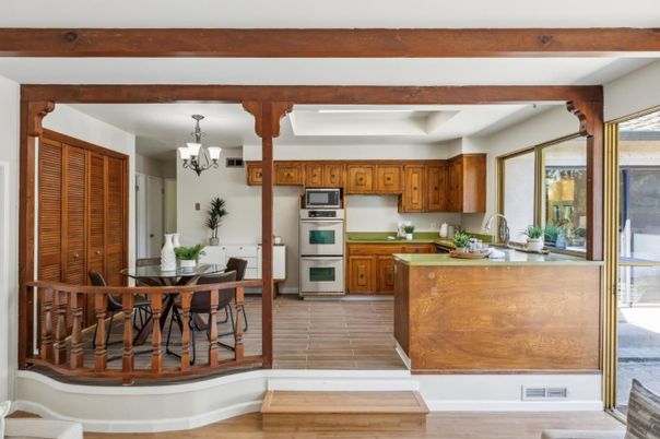 Chandelier, Dining room, Interior, Kitchen, Stainless Steel Appliances, Wooden Beams, Wood Texture Flooring