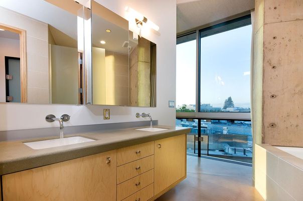 Bathroom, Dual Sink Vanities, Interior, Recessed Lighting, Water