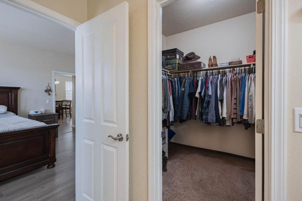 Interior, Walk-in Closets