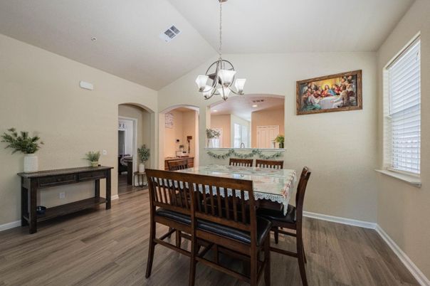 Chandelier, Dining room, Interior, Recessed Lighting, Wood Texture Flooring