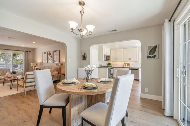 Chandelier, Dining room, Interior, Kitchen, Living room, Recessed Lighting, Wood Texture Flooring