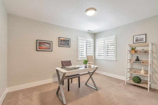 Home Office, Interior