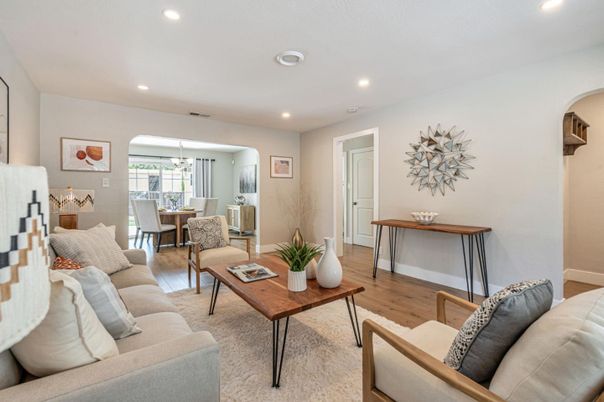 Dining room, Interior, Living room, Pendant Lights, Recessed Lighting, Wood Texture Flooring