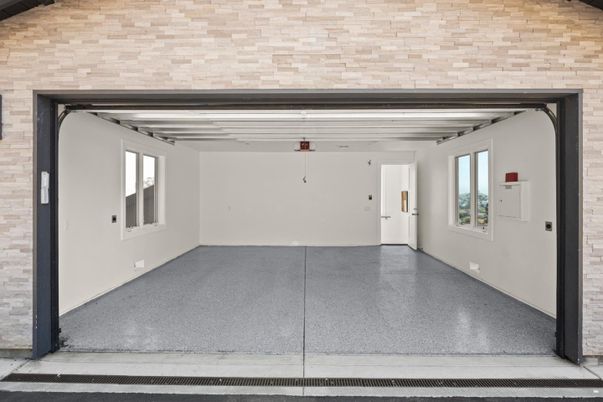 Garage, Interior, Stone Walls