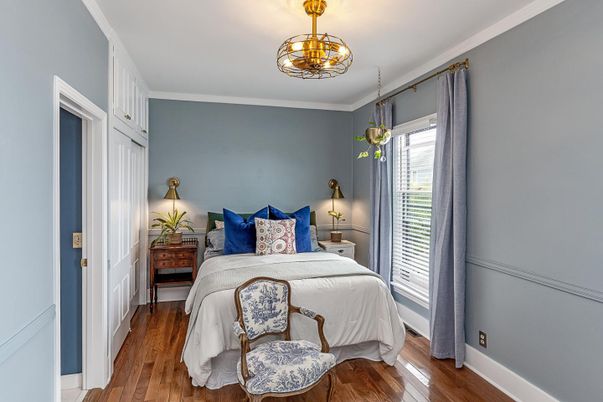 Bedroom, Chandelier, Interior, Wood Texture Flooring