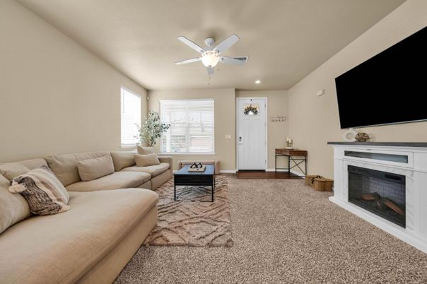 Fireplace, Interior, Living room, Recessed Lighting
