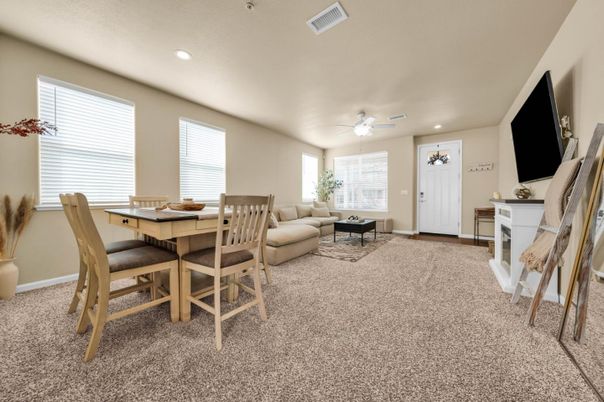 Dining room, Interior, Living room, Recessed Lighting