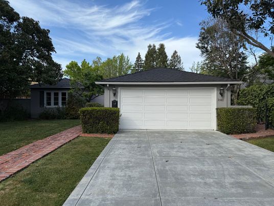 Detached Garage, Exterior
