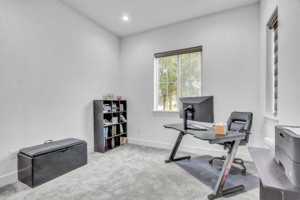 Fitness Equipment, Home Office, Interior, Recessed Lighting
