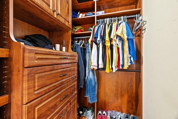 Interior, Walk-in Closets