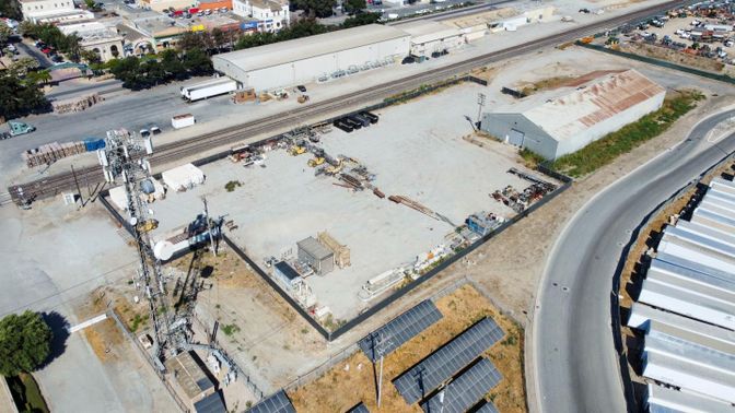Exterior, Drone