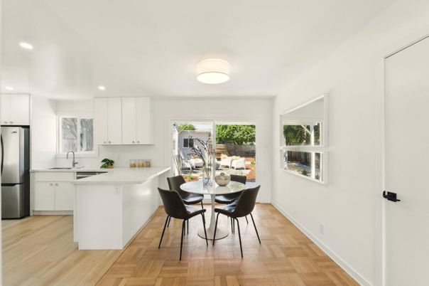 Dining room, Interior, Kitchen, Recessed Lighting, Wood Texture Flooring
