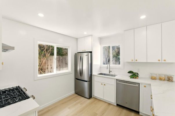Interior, Kitchen, Recessed Lighting, Wood Texture Flooring
