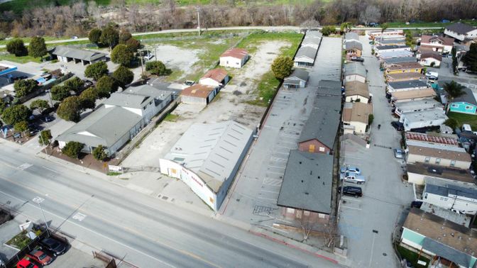 Exterior, Drone