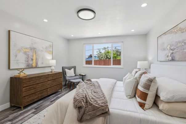 Bedroom, Interior, Recessed Lighting, Wood Texture Flooring