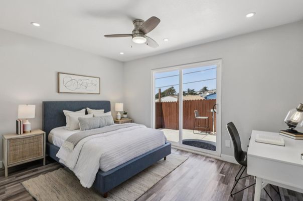 Bedroom, Home Office, Interior, Recessed Lighting, Wood Texture Flooring