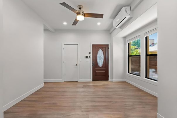 Empty room, Interior, Recessed Lighting, Wood Texture Flooring