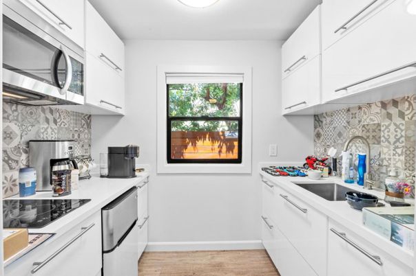 Interior, Kitchen, Wood Texture Flooring