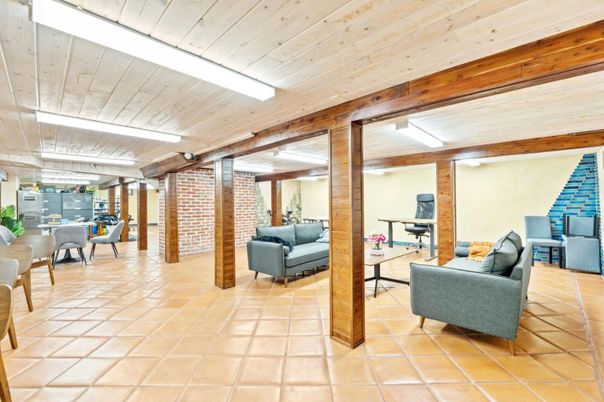 Interior, Living room, Stone Walls, Wooden Beams, Wooden Ceilings