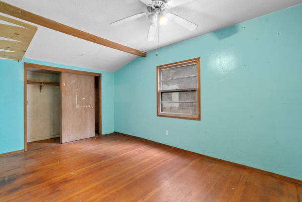 Empty room, Interior, Wooden Beams, Wood Texture Flooring