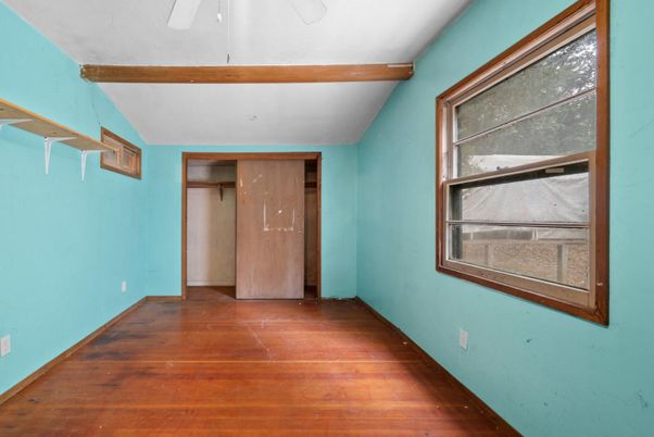 Empty room, Interior, Wooden Beams, Wood Texture Flooring