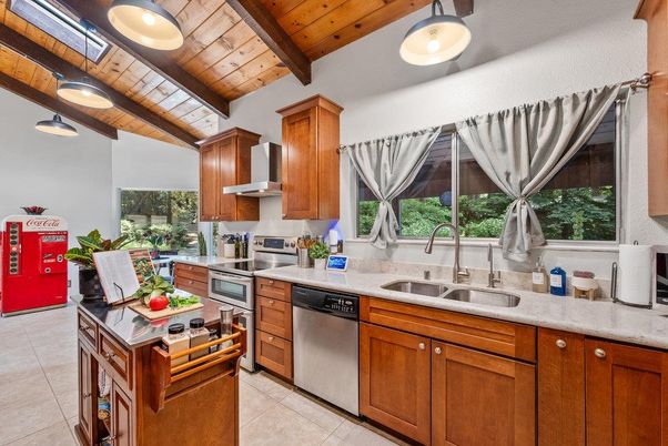 Dining room, Interior, Living room, Wooden Beams, Wooden Ceilings