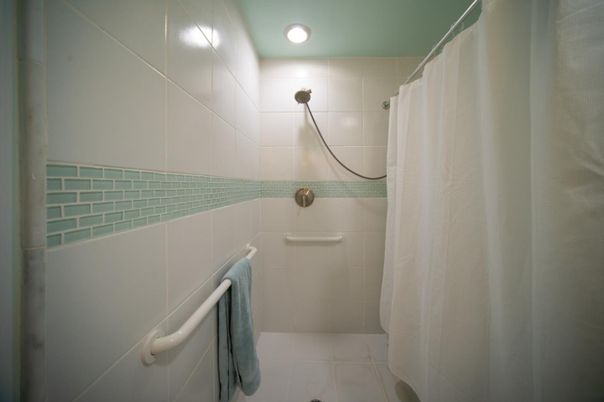 Bathroom, Interior, Recessed Lighting