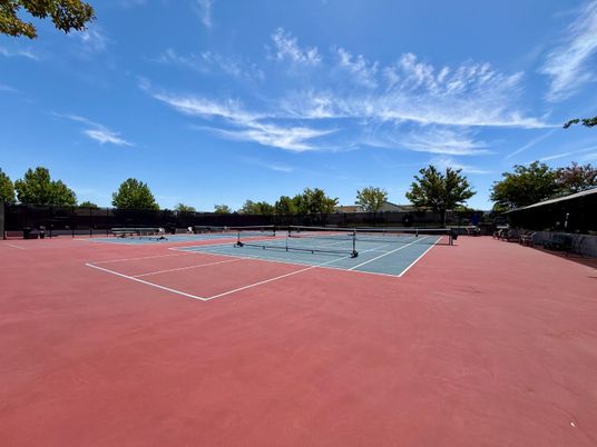 Exterior, Tennis Courts