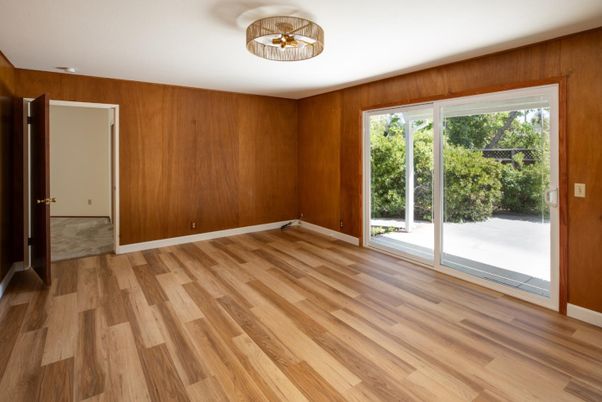 Empty room, Interior, Wood Texture Flooring, Wooden Walls