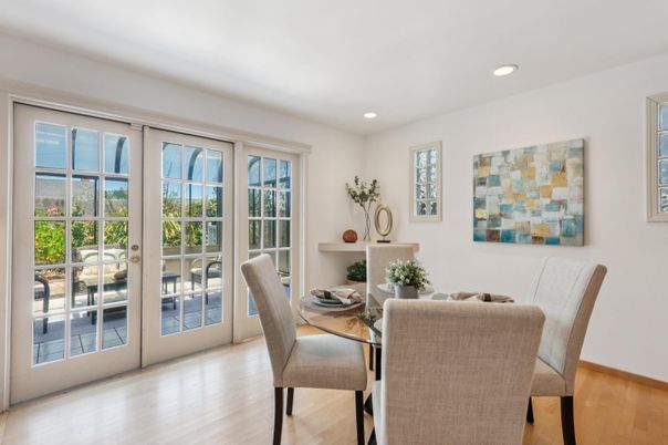 Dining room, Interior, Recessed Lighting, Wood Texture Flooring