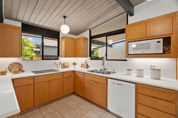 Interior, Kitchen, Pendant Lights, Wooden Ceilings