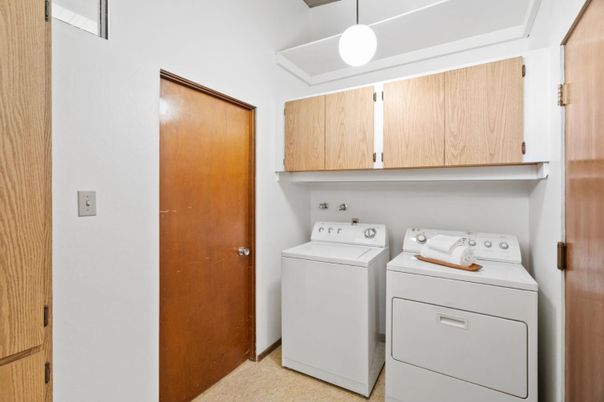 Interior, Pendant Lights, Utility Closets, Washer